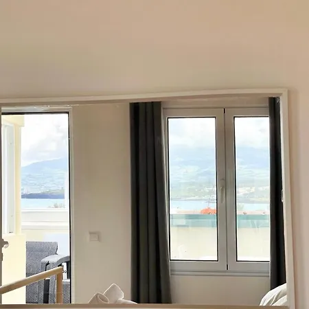 Holiday home Terraco De Sao Roque, Junto A Praia!